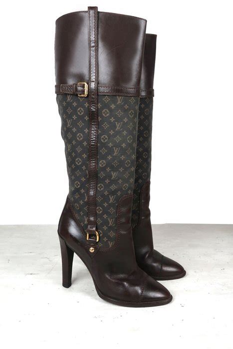 louis vuitton laarzen dames bijenkorf|louis vuitton schoenen.